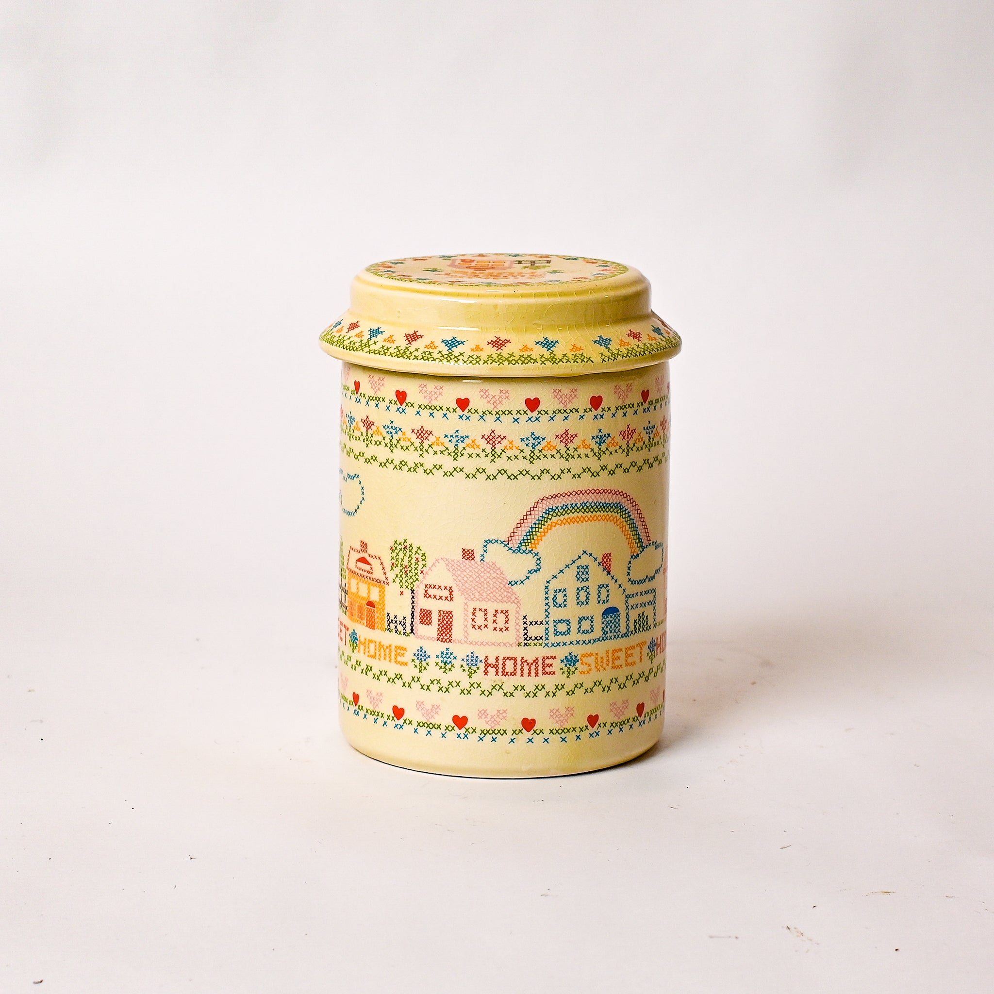 Brandywine Storage Container with Lid Sap & Seedling Market